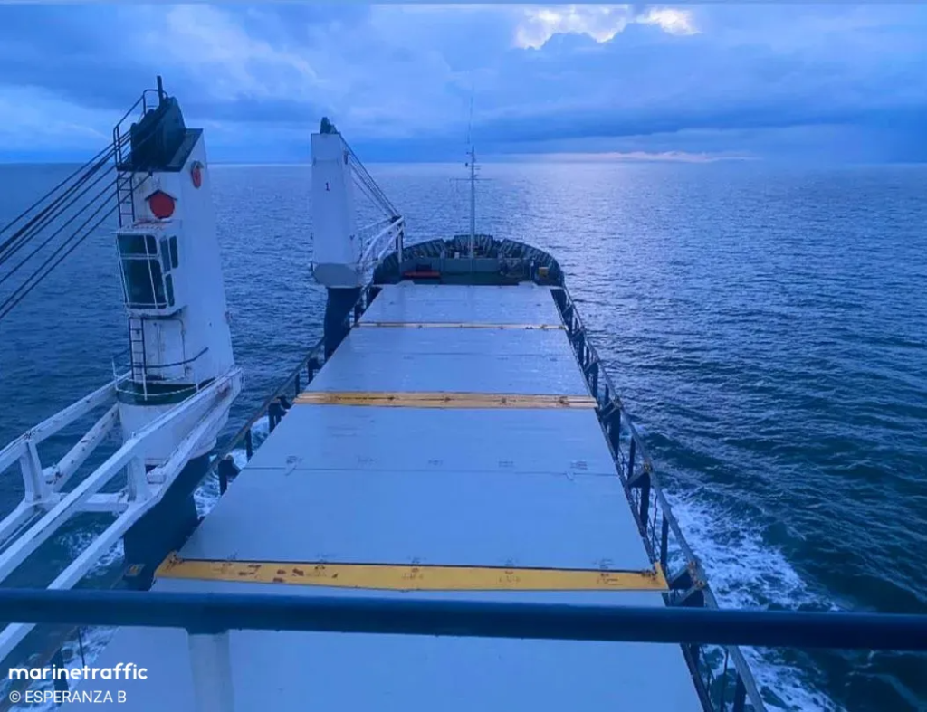 MV Esperanza B Top View Hatch